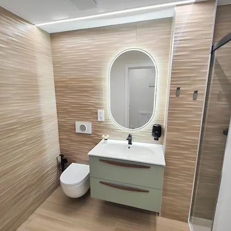 Centro Caveda 4*
