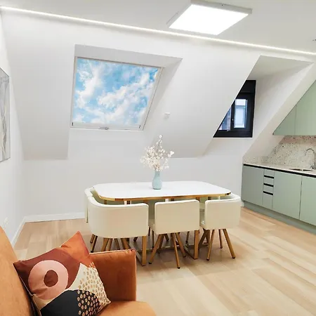 Centro Caveda Apartahotel Oviedo