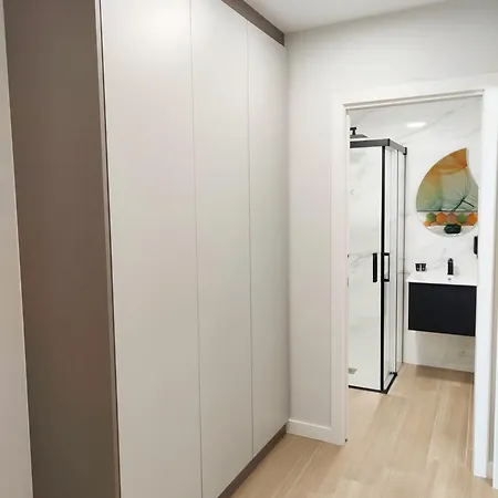 Aparthotel Centro Caveda 4*