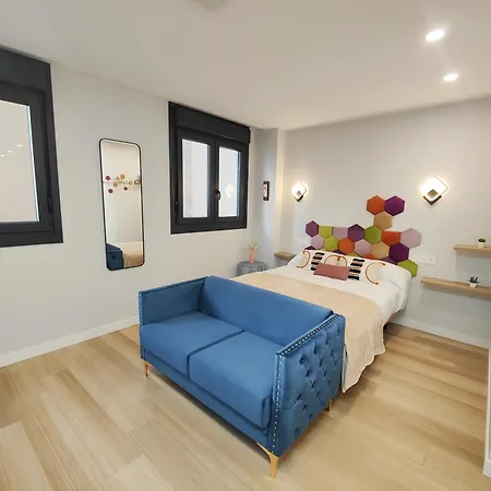 Centro Caveda Apartahotel 4*