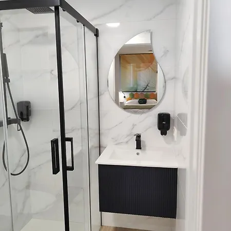 Centro Caveda Aparthotel