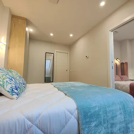 Centro Caveda Aparthotel *