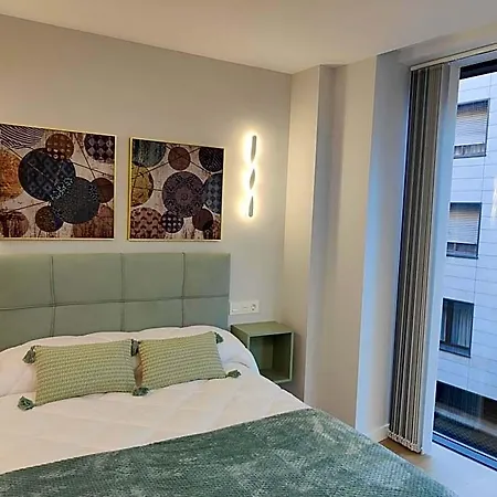 Centro Caveda 4*