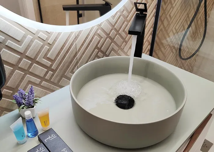 Hotel apartamentowy Centro Caveda 4*